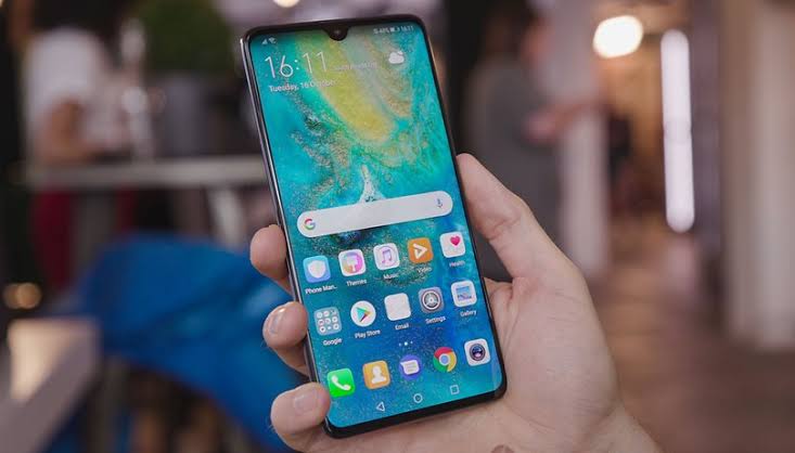 Akıllı Telefon Kullanımını Etkileyen Faktörler